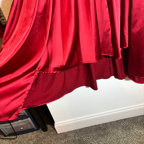 Making The Cut Red Satin High Low Midi Skirt Womens 2X NWT Plus Size Elegant - Picture 3 of 7